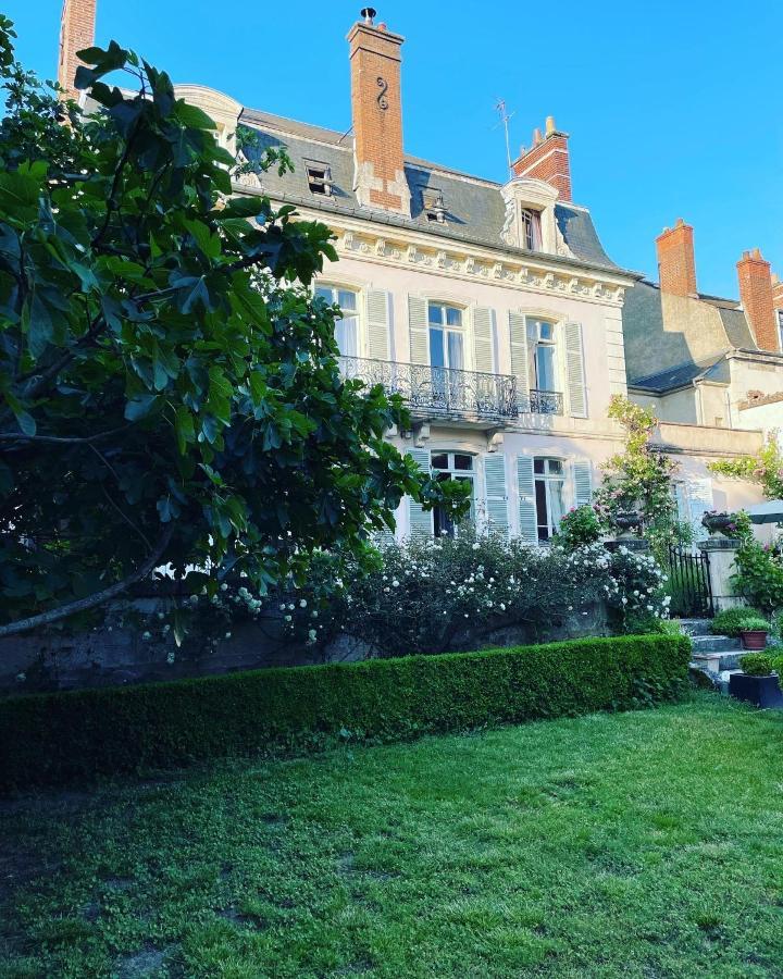 ホテル Belle Fontaine ブールジュ エクステリア 写真