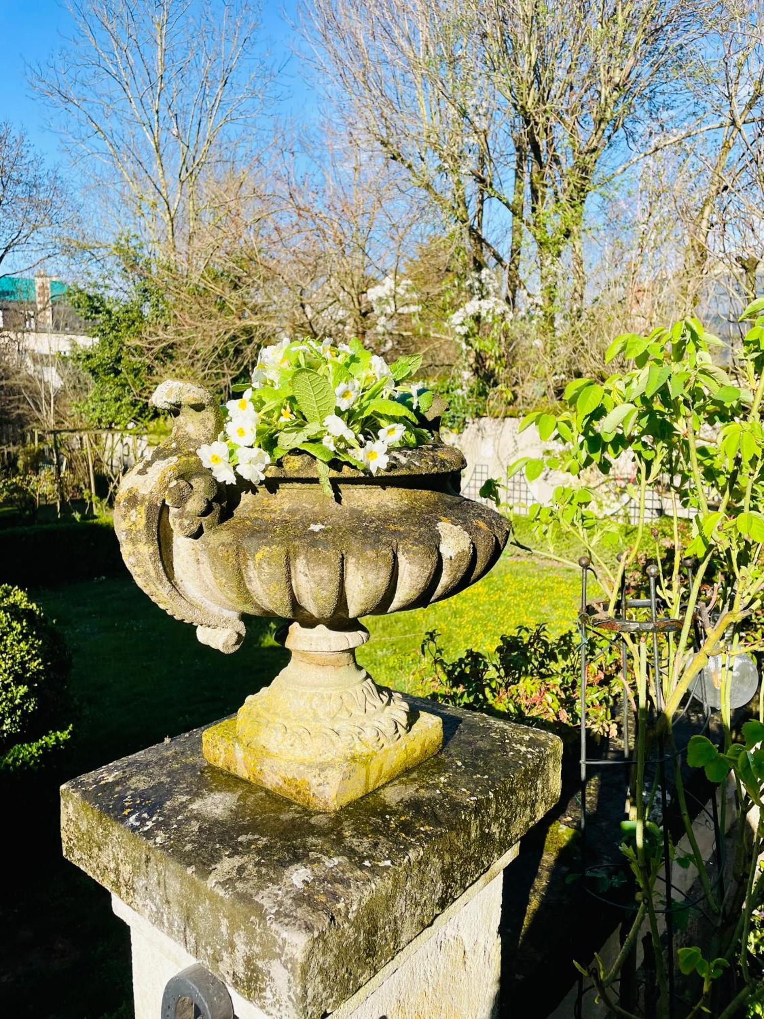 ホテル Belle Fontaine ブールジュ エクステリア 写真